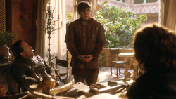 extant_GameOfThrones_3x03-WalkOfPunishment_4354
