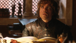 extant_GameOfThrones_3x03-WalkOfPunishment_4393