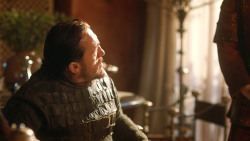 extant_GameOfThrones_3x03-WalkOfPunishment_4397