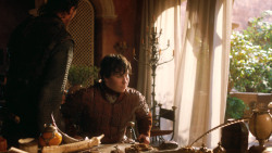 extant_GameOfThrones_3x03-WalkOfPunishment_4405
