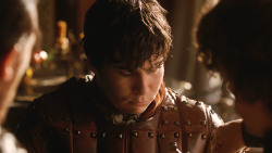 extant_GameOfThrones_3x03-WalkOfPunishment_4418