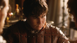 extant_GameOfThrones_3x03-WalkOfPunishment_4420
