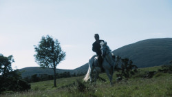 extant_GameOfThrones_3x03-WalkOfPunishment_4462