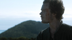 extant_GameOfThrones_3x03-WalkOfPunishment_4468