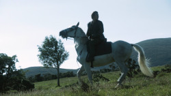 extant_GameOfThrones_3x03-WalkOfPunishment_4473