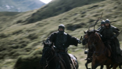 extant_GameOfThrones_3x03-WalkOfPunishment_4516