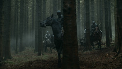 extant_GameOfThrones_3x03-WalkOfPunishment_4617