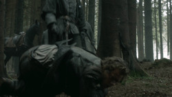 extant_GameOfThrones_3x03-WalkOfPunishment_4653