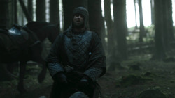 extant_GameOfThrones_3x03-WalkOfPunishment_4681