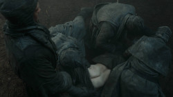 extant_GameOfThrones_3x03-WalkOfPunishment_4687