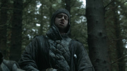 extant_GameOfThrones_3x03-WalkOfPunishment_4691