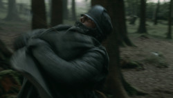 extant_GameOfThrones_3x03-WalkOfPunishment_4717