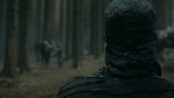 extant_GameOfThrones_3x03-WalkOfPunishment_4736