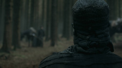 extant_GameOfThrones_3x03-WalkOfPunishment_4739