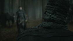 extant_GameOfThrones_3x03-WalkOfPunishment_4755
