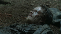 extant_GameOfThrones_3x03-WalkOfPunishment_4795