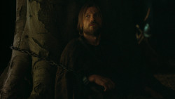 extant_GameOfThrones_3x03-WalkOfPunishment_4846