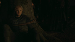 extant_GameOfThrones_3x03-WalkOfPunishment_4850