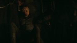 extant_GameOfThrones_3x03-WalkOfPunishment_4870