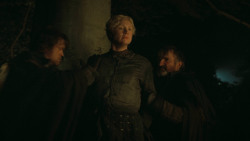extant_GameOfThrones_3x03-WalkOfPunishment_4876