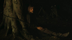 extant_GameOfThrones_3x03-WalkOfPunishment_4896