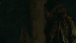 extant_GameOfThrones_3x03-WalkOfPunishment_4914