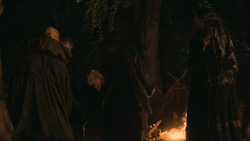 extant_GameOfThrones_3x03-WalkOfPunishment_4918