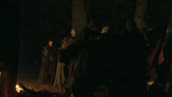 extant_GameOfThrones_3x03-WalkOfPunishment_4921