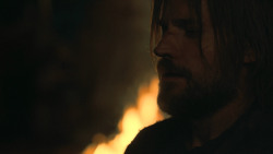 extant_GameOfThrones_3x03-WalkOfPunishment_4936