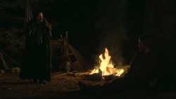extant_GameOfThrones_3x03-WalkOfPunishment_4956
