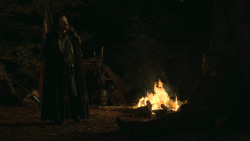 extant_GameOfThrones_3x03-WalkOfPunishment_4989