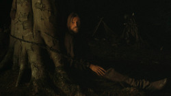 extant_GameOfThrones_3x03-WalkOfPunishment_4991