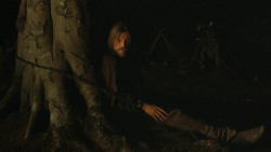 extant_GameOfThrones_3x03-WalkOfPunishment_4993