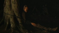 extant_GameOfThrones_3x03-WalkOfPunishment_4998