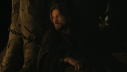 extant_GameOfThrones_3x03-WalkOfPunishment_5032