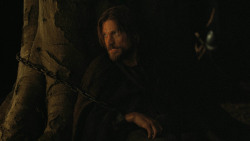 extant_GameOfThrones_3x03-WalkOfPunishment_5034