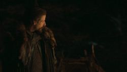 extant_GameOfThrones_3x03-WalkOfPunishment_5048