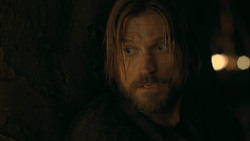 extant_GameOfThrones_3x03-WalkOfPunishment_5053