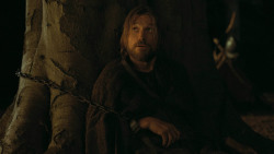 extant_GameOfThrones_3x03-WalkOfPunishment_5072