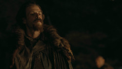extant_GameOfThrones_3x03-WalkOfPunishment_5094