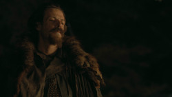 extant_GameOfThrones_3x03-WalkOfPunishment_5096