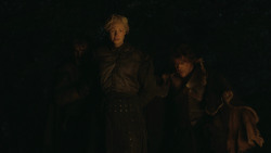 extant_GameOfThrones_3x03-WalkOfPunishment_5098
