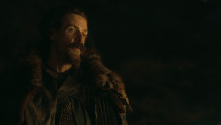extant_GameOfThrones_3x03-WalkOfPunishment_5118