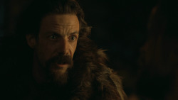 extant_GameOfThrones_3x03-WalkOfPunishment_5141