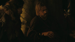extant_GameOfThrones_3x03-WalkOfPunishment_5229