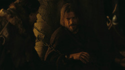 extant_GameOfThrones_3x03-WalkOfPunishment_5231