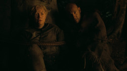 extant_GameOfThrones_3x03-WalkOfPunishment_5239