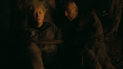 extant_GameOfThrones_3x03-WalkOfPunishment_5245