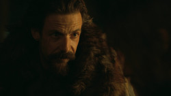 extant_GameOfThrones_3x03-WalkOfPunishment_5252
