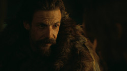 extant_GameOfThrones_3x03-WalkOfPunishment_5256